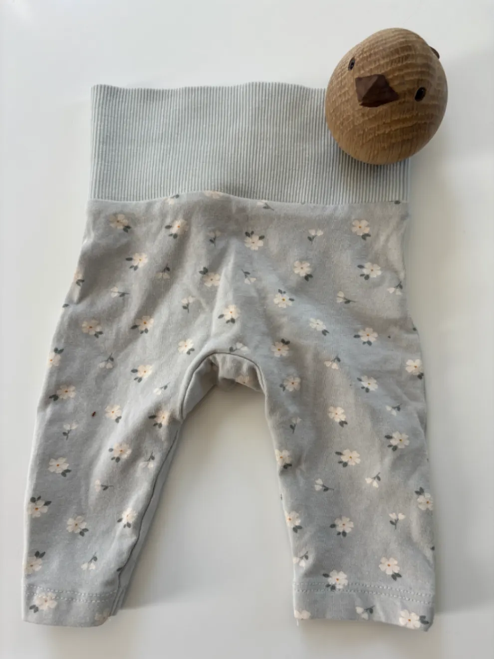 C&A Leggings in Hellblau mit Blumenmuster Gr. 56 🌸