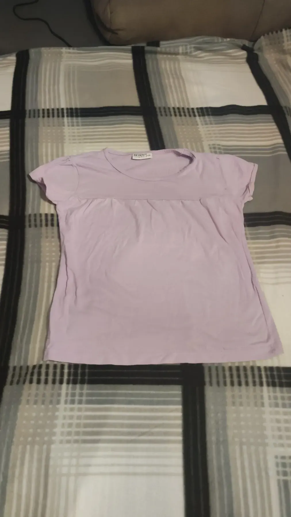 T-Shirt  fur Mädchen zu verkaufen
