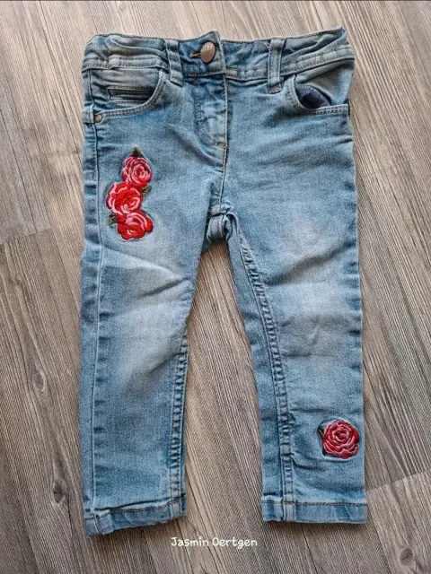 Jeans mit Blumen-Stickerei | PocoPiano | Gr. 86