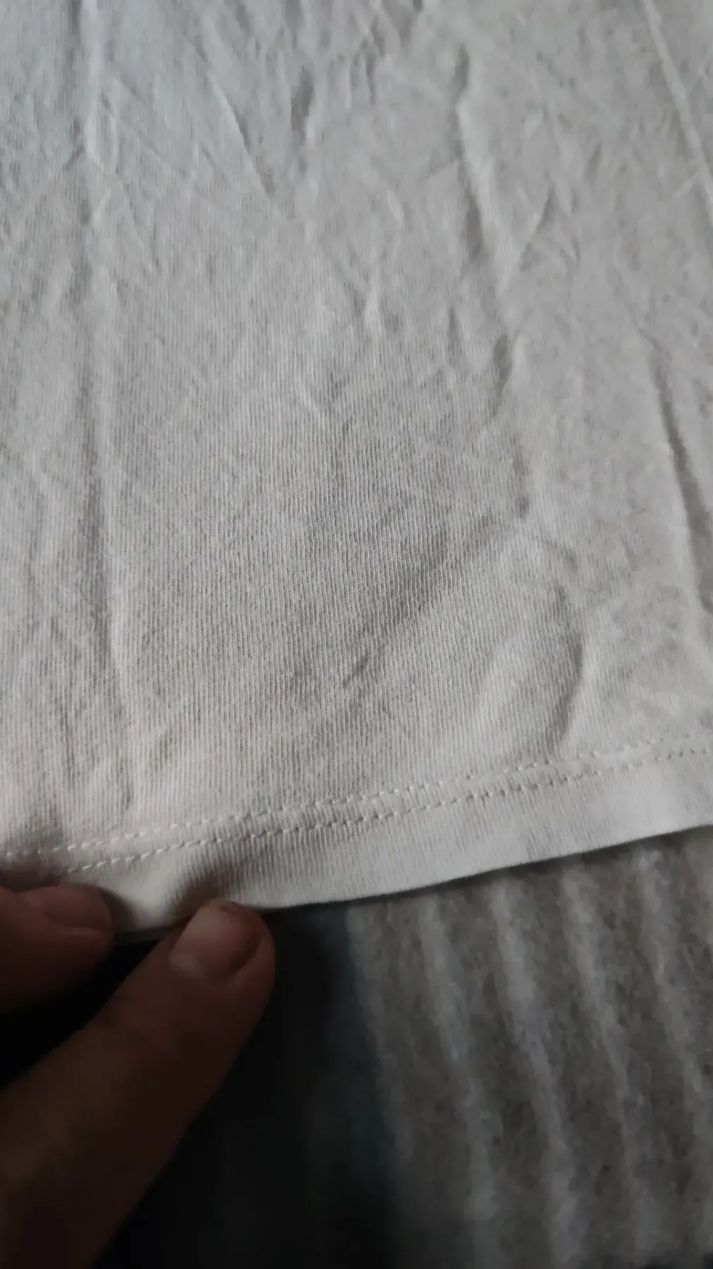 schönes T-Shirt von topolino zu verkaufen