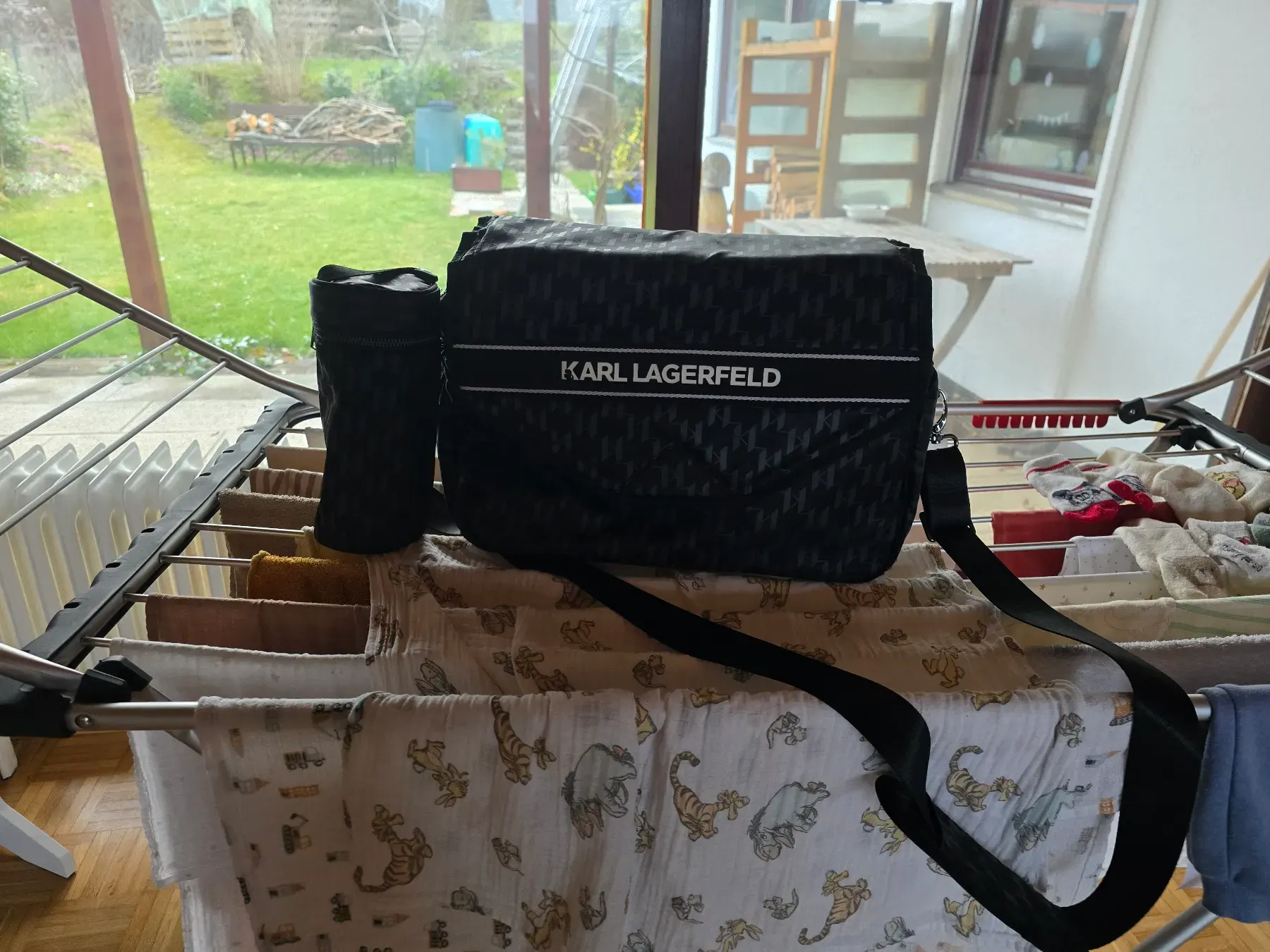 Karl Lagerfeld Wickeltasche
