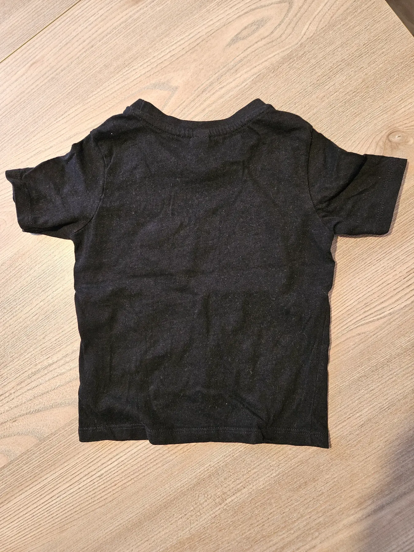 2 T-Shirts mit Feuerwehrmotiv, Gr. 98