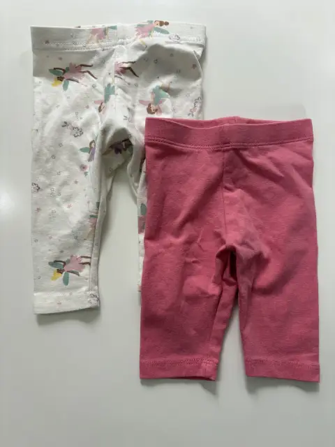 Zwei Babyhosen von Primark in Größe 62 (fallen eher wie 56 aus) 👶