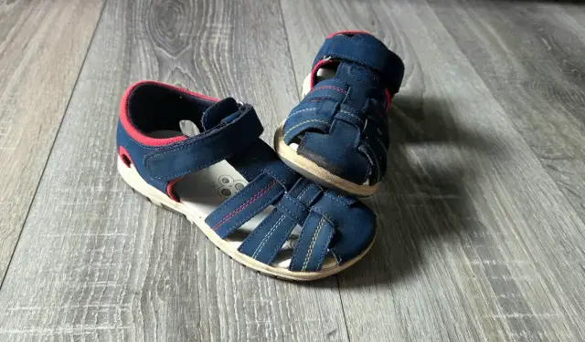 Chicco Sandalen Gr. 28