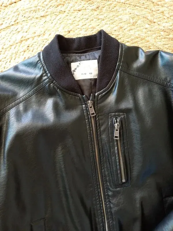 Zara Lederjacke Gr 152, Junge, Kunstleder, schwarz, College Jacke, Herbst
