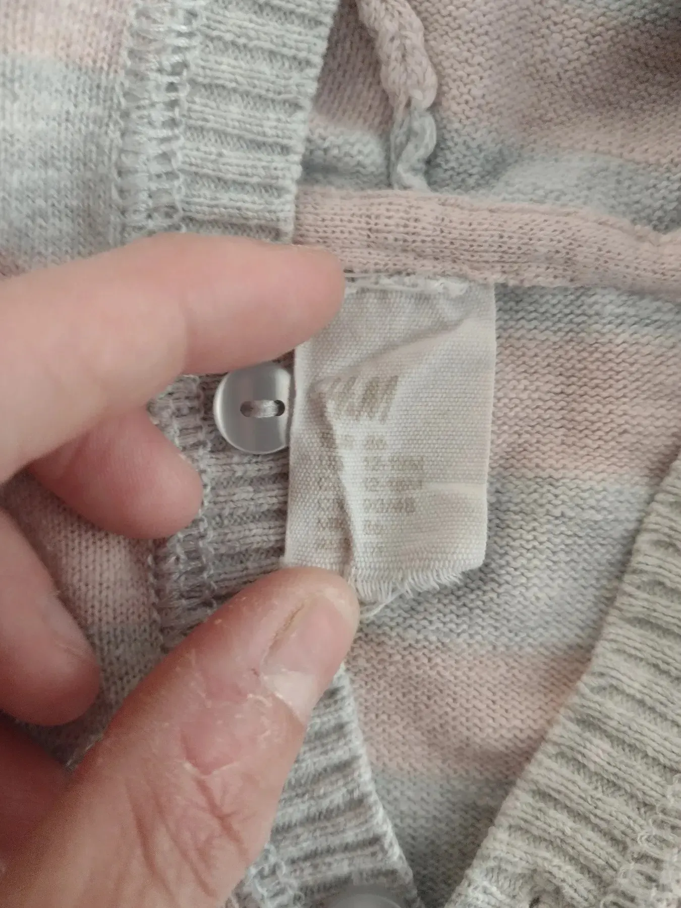 Pullover mit Kaputze grau-rosa gestreift 86 HM