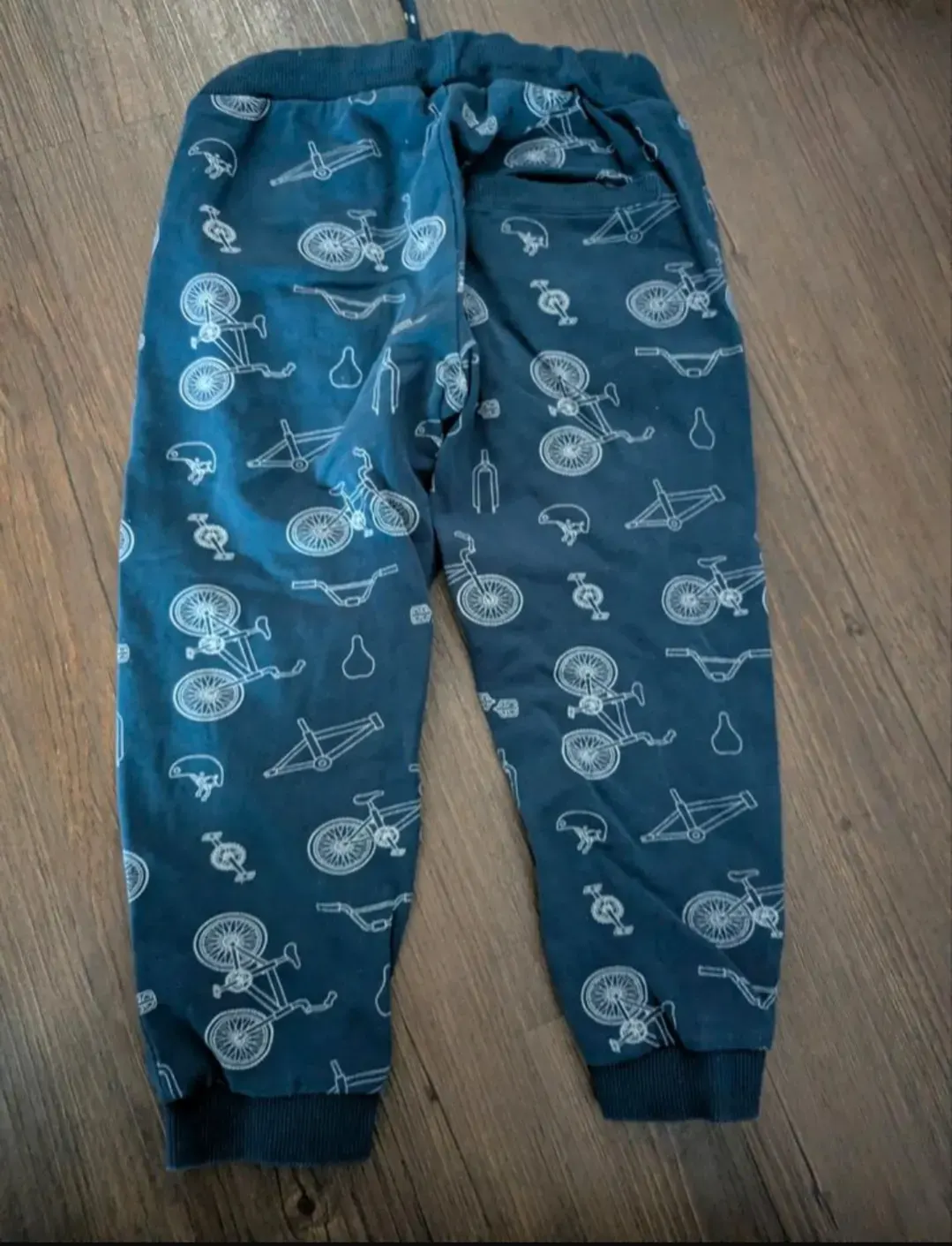 Jogginghose mit Fahrrädern