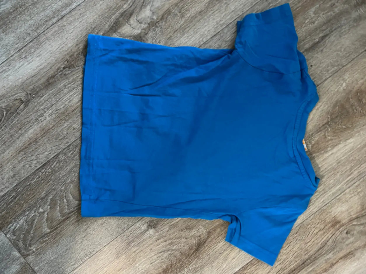 T-Shirt Größe 98