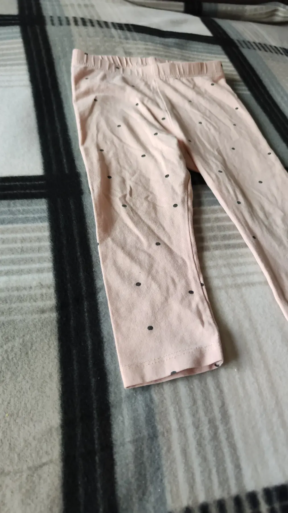 gepunktete Hose zu verkaufen