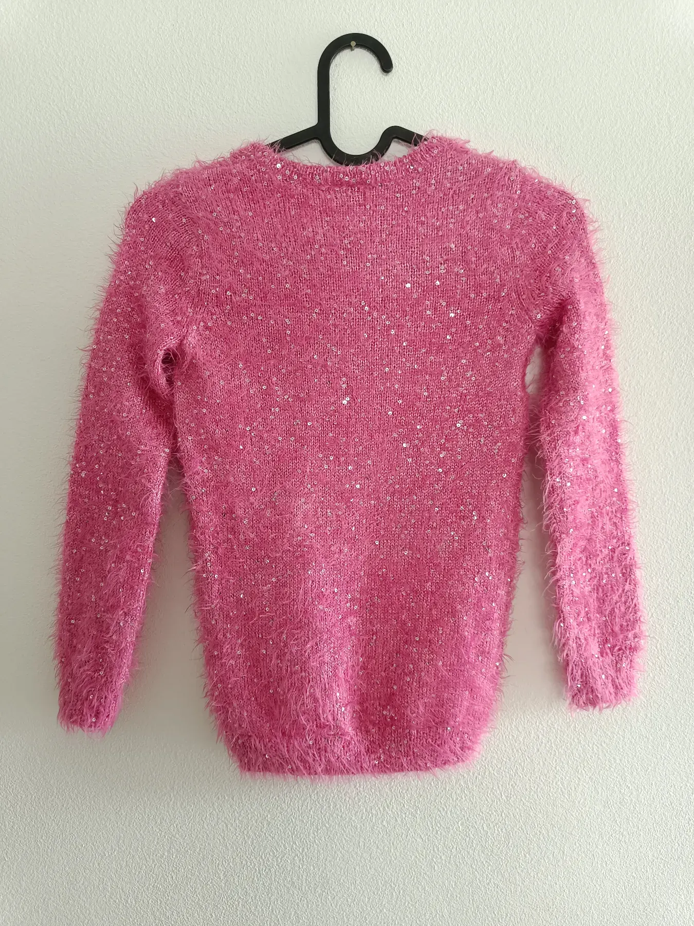 Pullover pink mit Pailletten Gr. 122/128