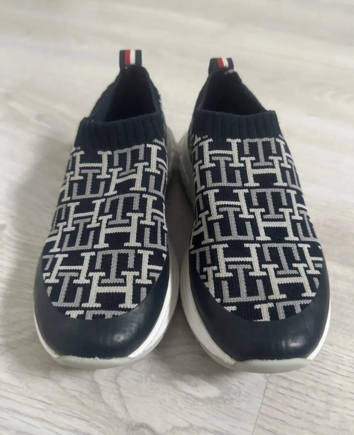 Tommy Hilfiger Schuhe Schlüpfschuhe Sneaker 31