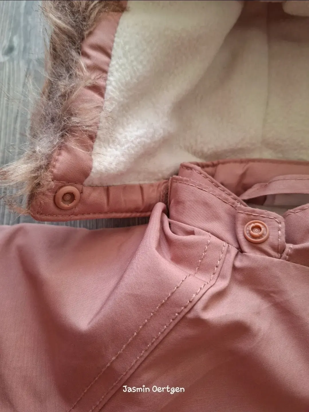 Winterjacke mit Kuschel-Fleece & Kunstfell | H&M | Gr. 68 |