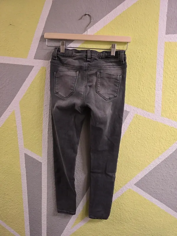 Jeans C&A Gr. 152