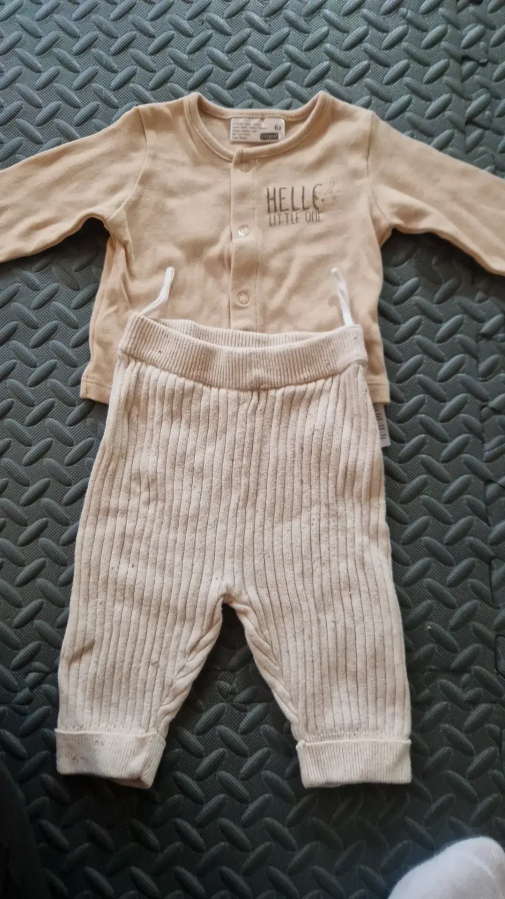 Ergee und Baby Hose & Sweatshirt 62/68