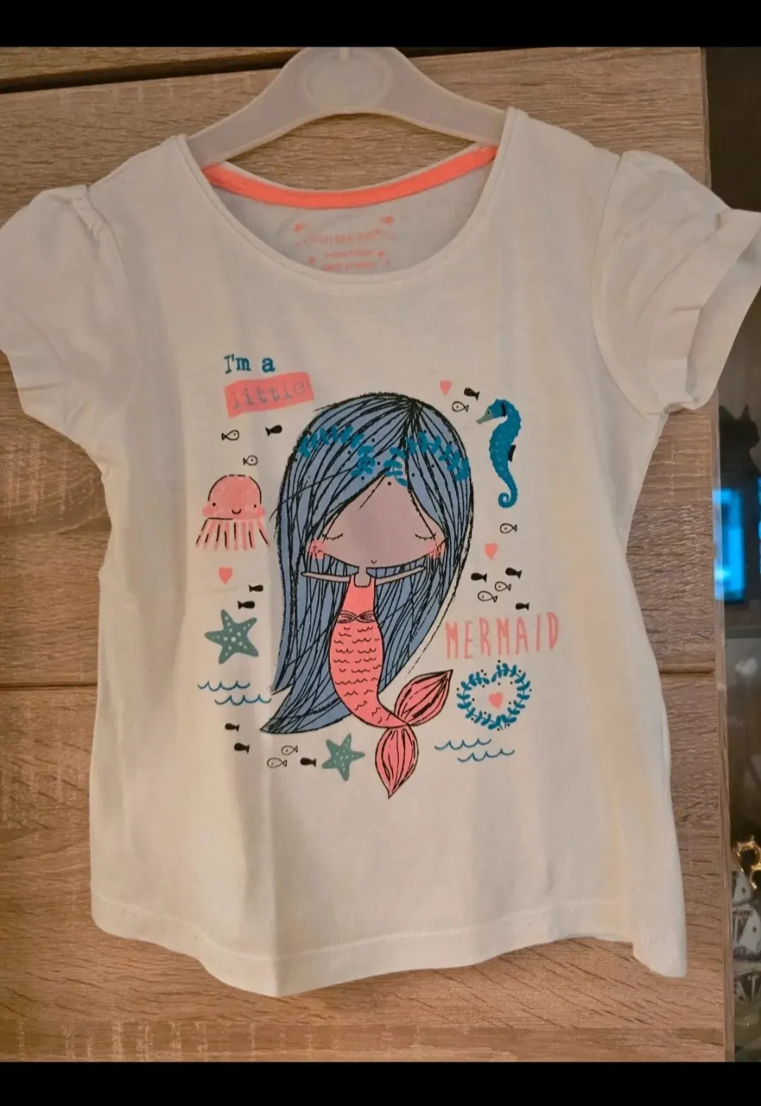 Süßes Mädchen Tshirt Größe 104