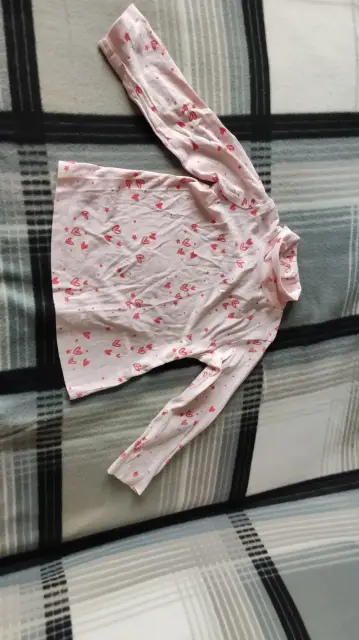 Langarmshirt mit Sternchen und herzmotiv