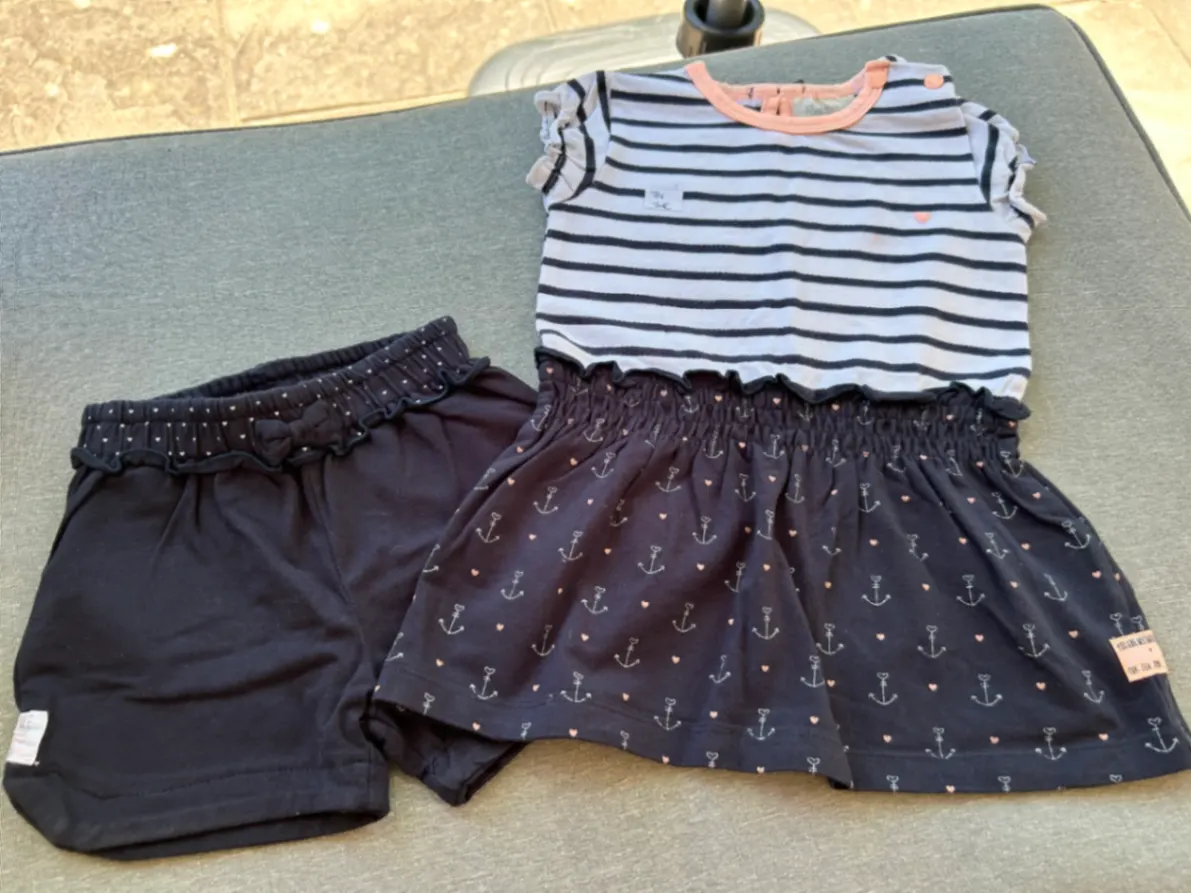Kleid mit Shorts Gr. 74