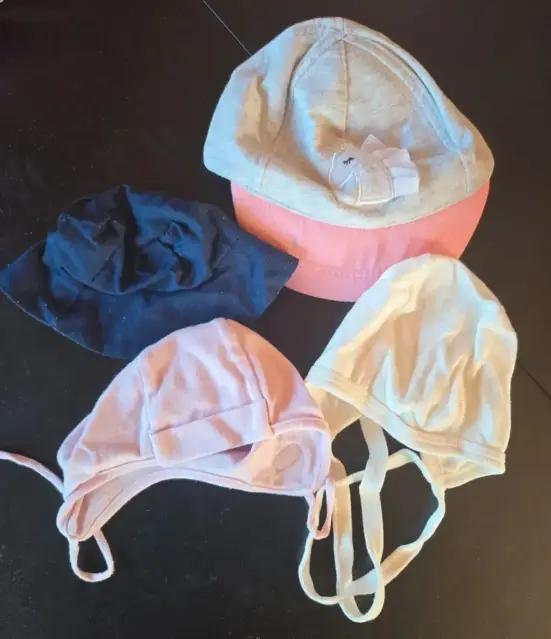 Set aus 4 Baby-Mützen (Gr. 50-68 / 0-6 Monate)