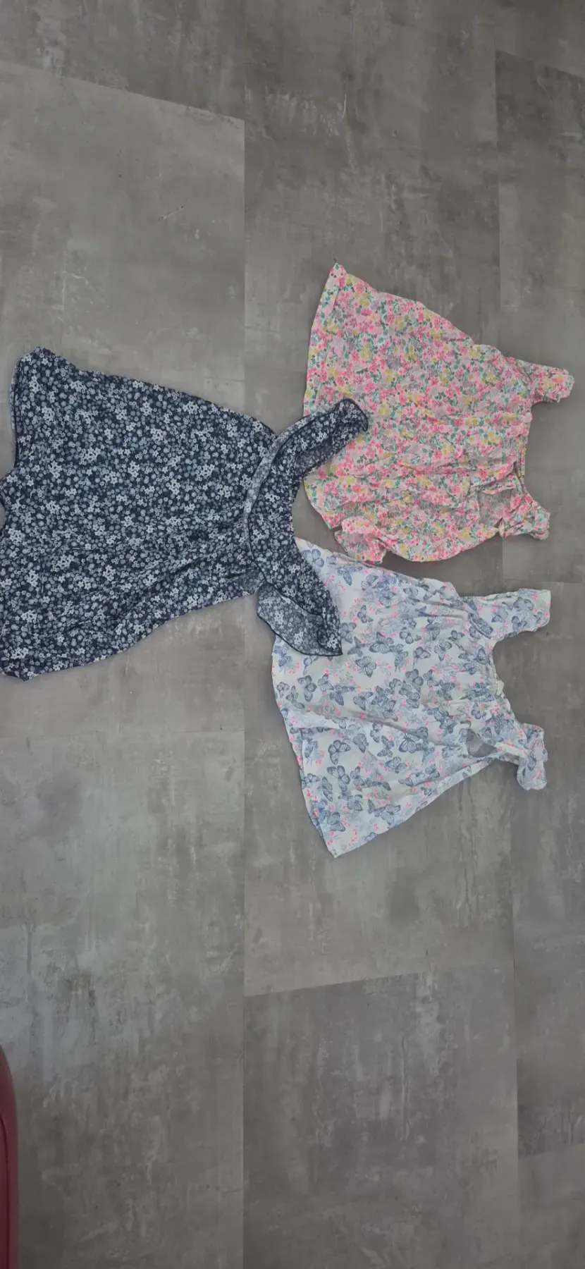 T-Shirts und Blusen 134/140