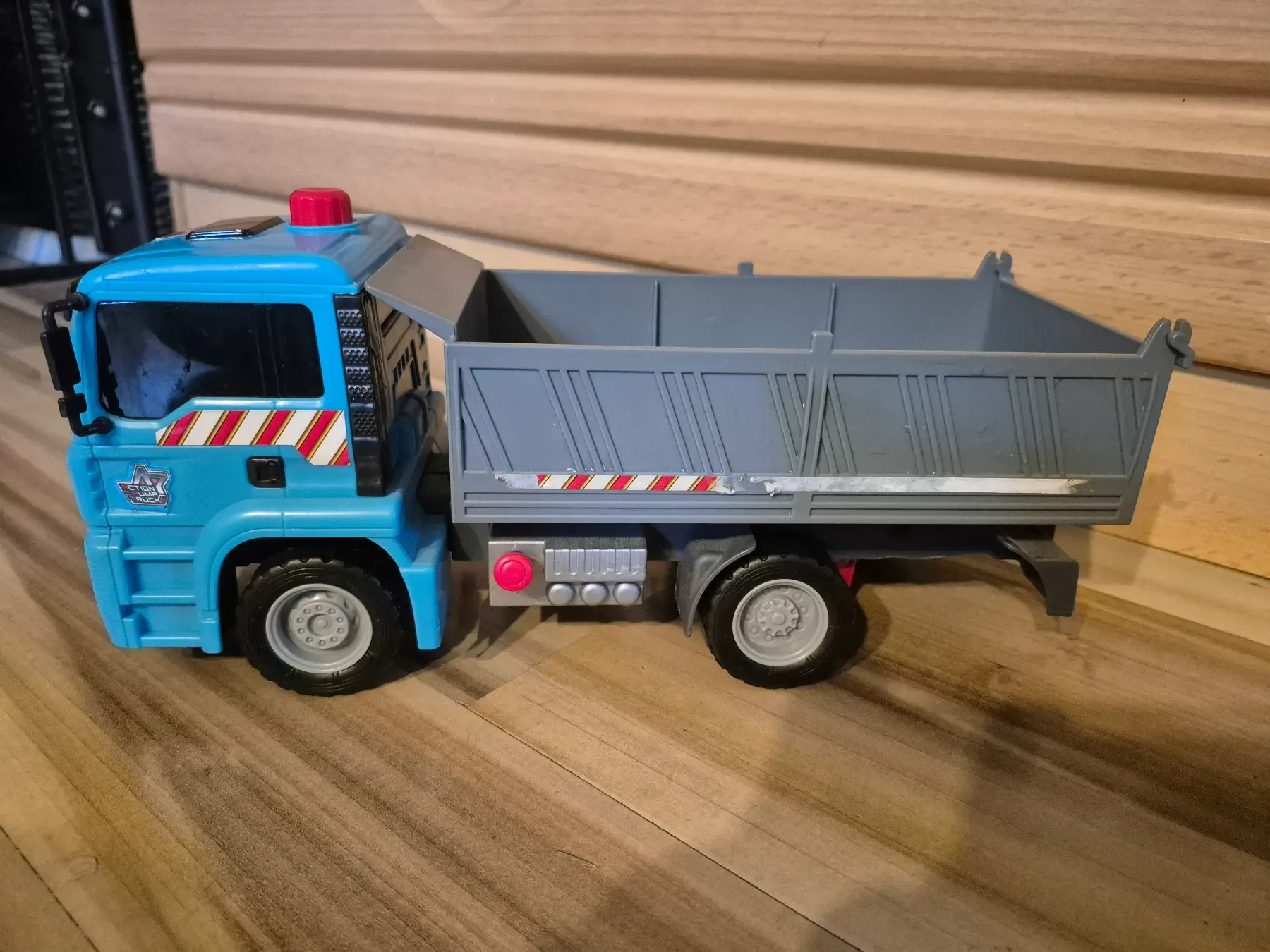 Einsatz-/Baufahrzeuge