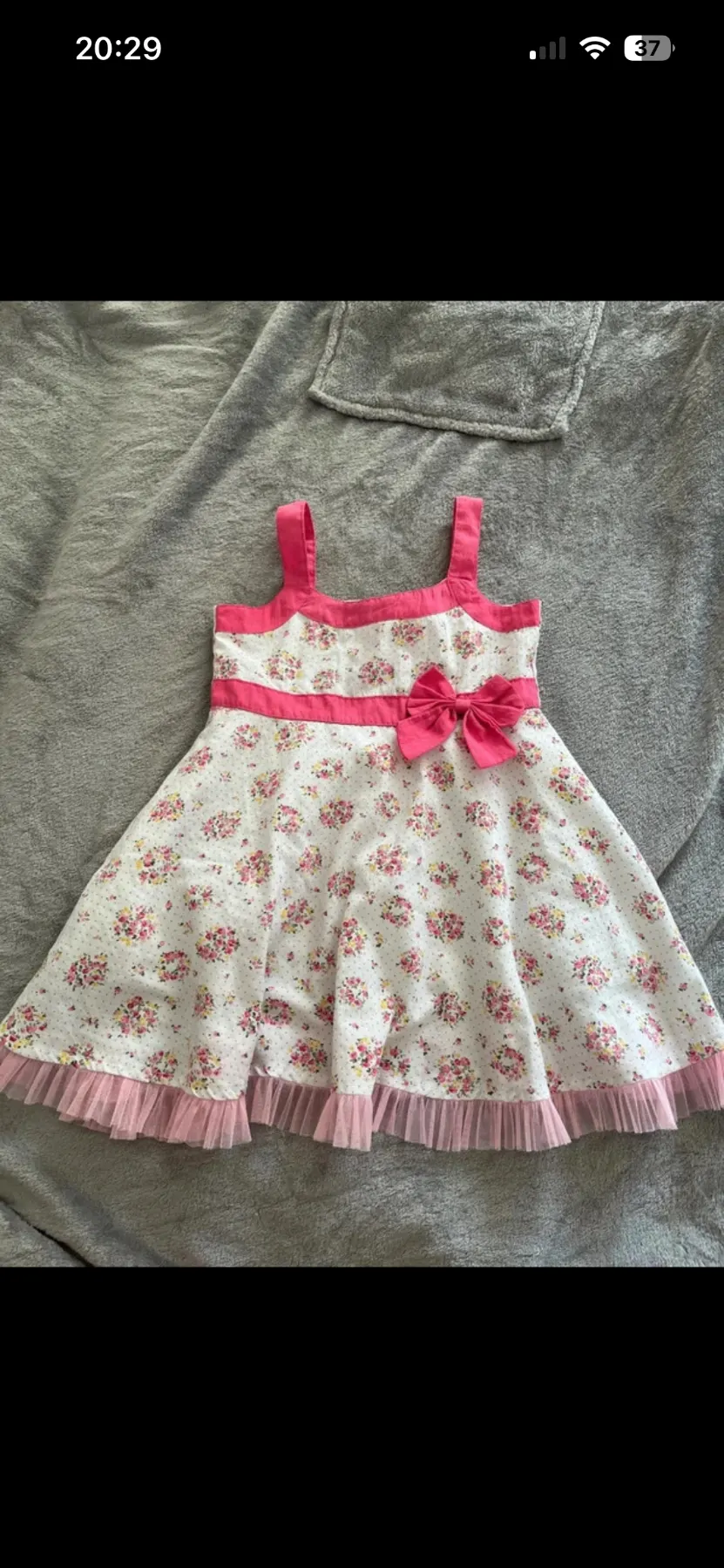 Kleid Gr. 98