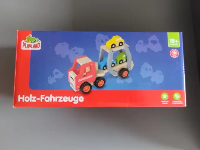 Holz-Fahrzeuge Playland vollständig in OVP