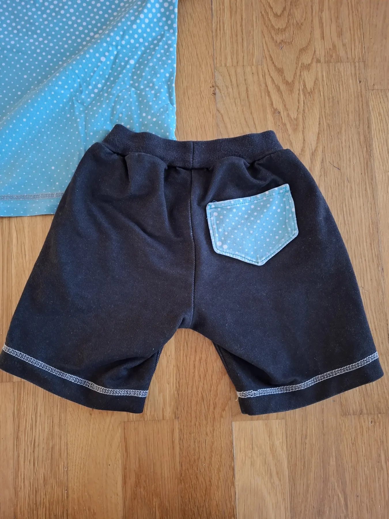 Set: Hose und T-Shirt Gr. 116 handmade Unikat Roboter