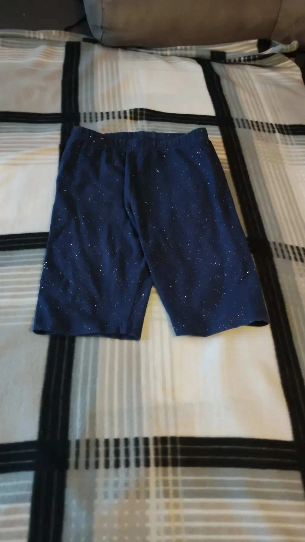 schöne glitzernde Hose in 128 zu verkaufen