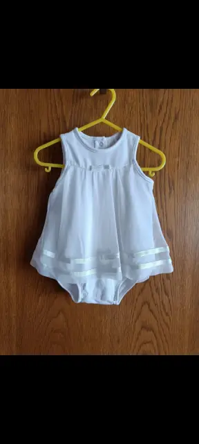 Body Kleid LC Waikiki Größe 6-9 Monate 68/74 Super Zustand