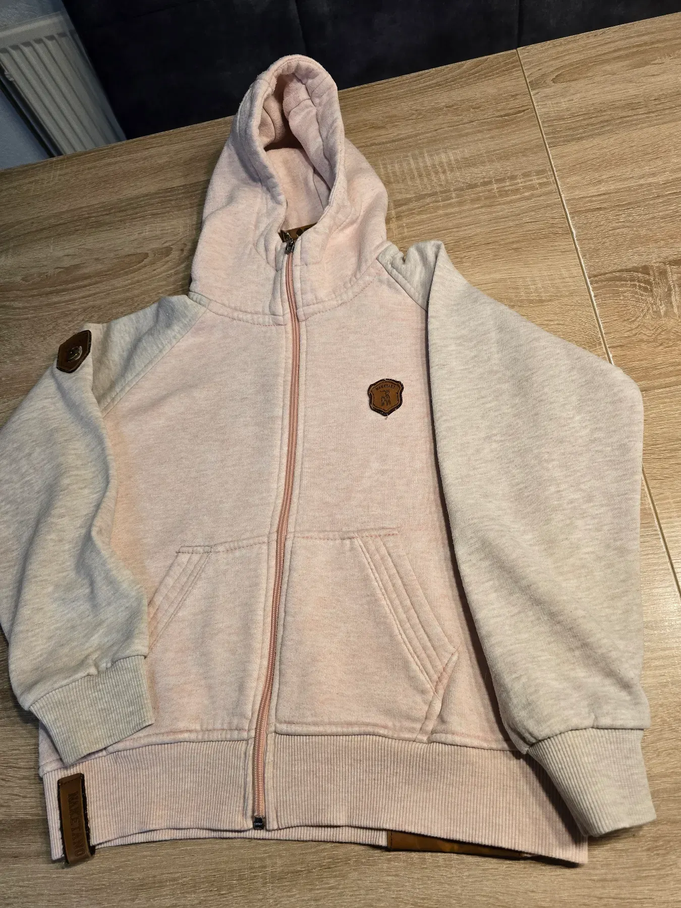 Tolle Mädchen Hoody Sweatshirt Jacke von Naketano Größe 152 Tolle Mädchen Hoody Sweatshirt Jacke von Naketano Größe 152