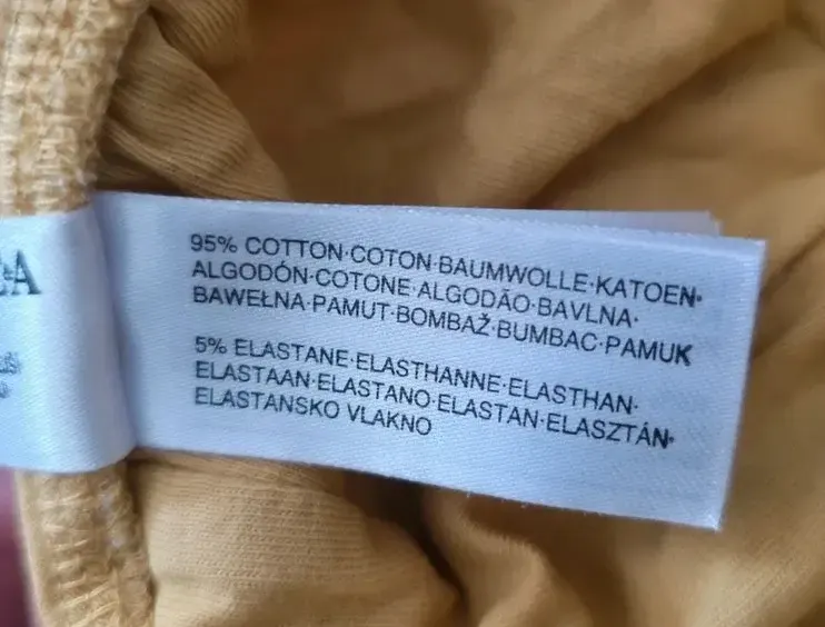 C&A Sonnenhut gelb mit Blumen Größe 80