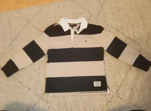 Tommy Hilfiger Polo Shirt langarm Größe 110