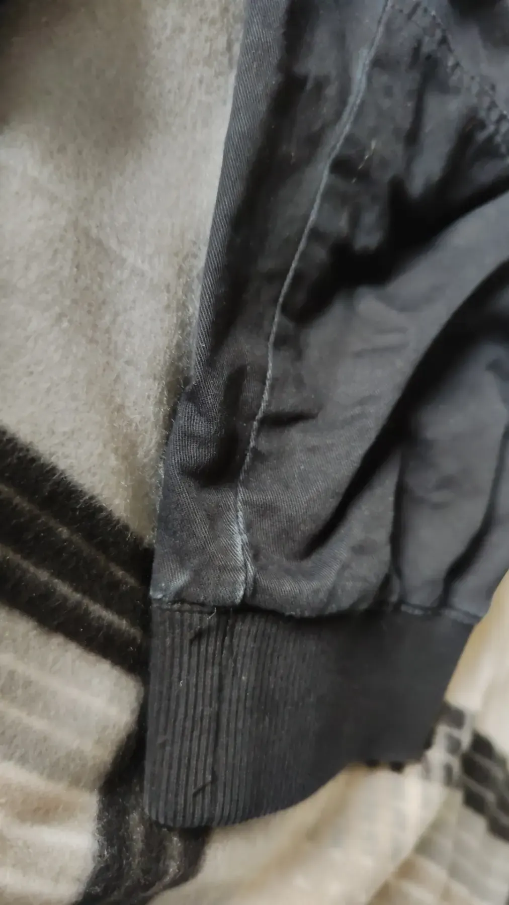 schöne Hose mit Taschen zu verkaufen