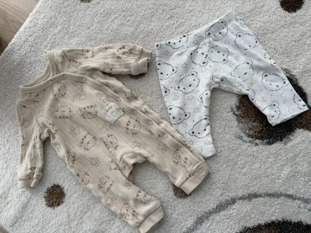 Pyjama/Schlafanzug & Hose/Leggings