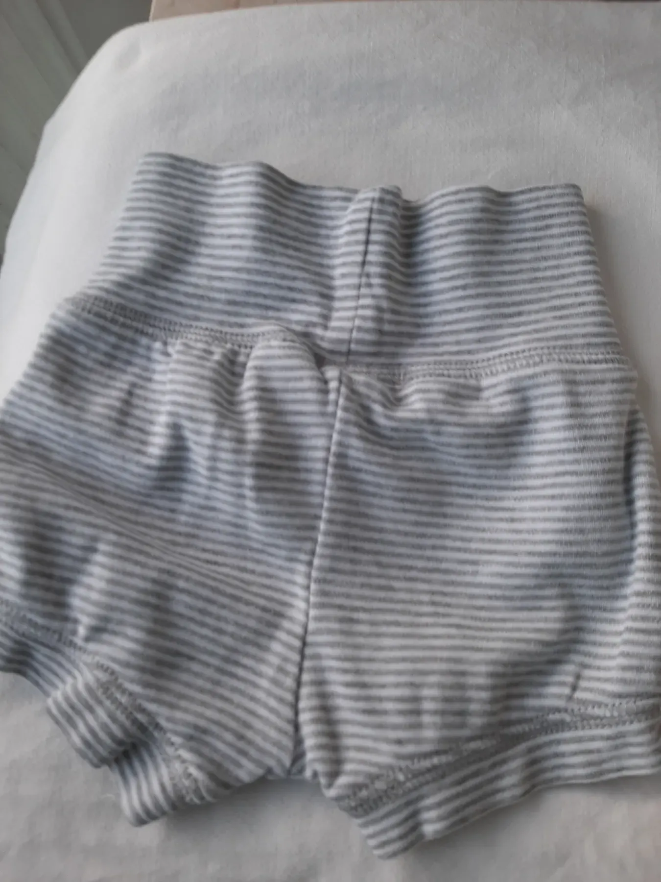 H&M kurze Hose Gr 62