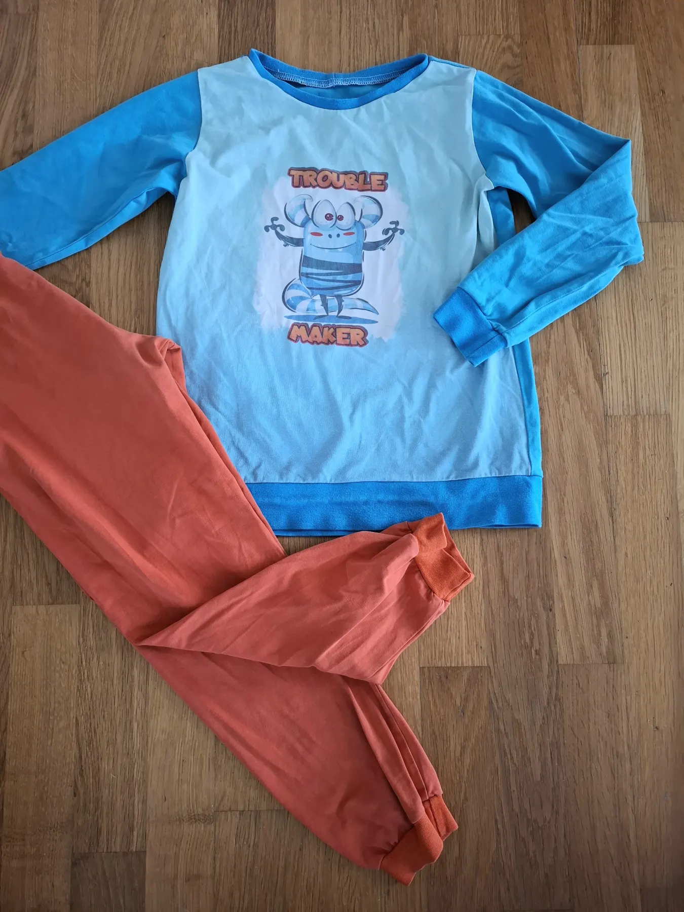 Schlafanzug 122 handmade Unikat Monster orange blau