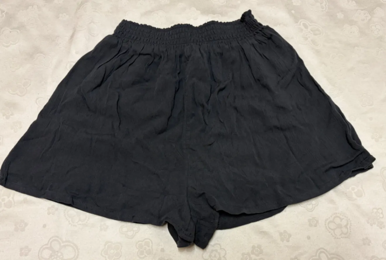 Short, Stoffhose Gr. 134/140 von Yigga, Ernsting`s Family NEU