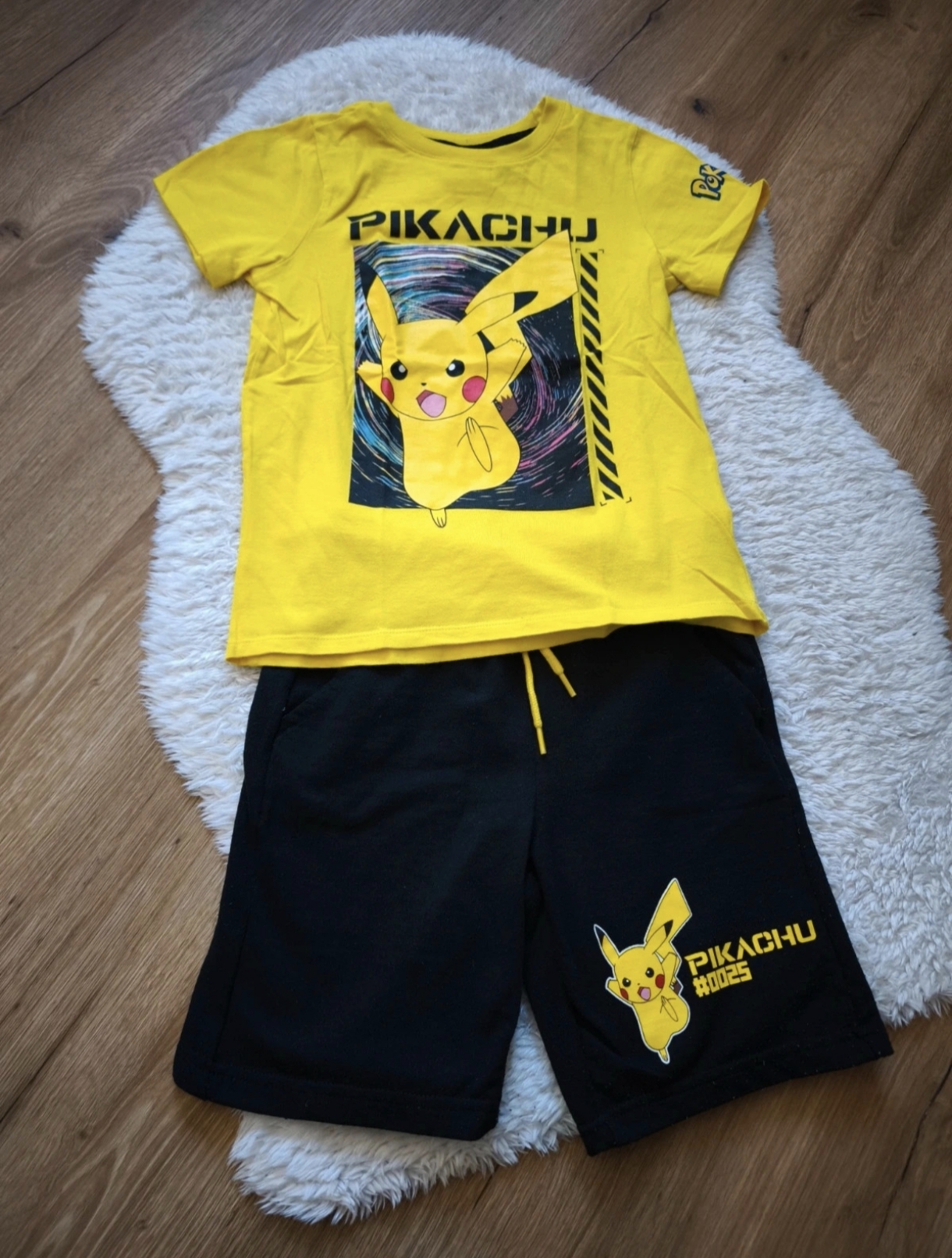 Pokemon T-Shirt+Hose Gr. 128
