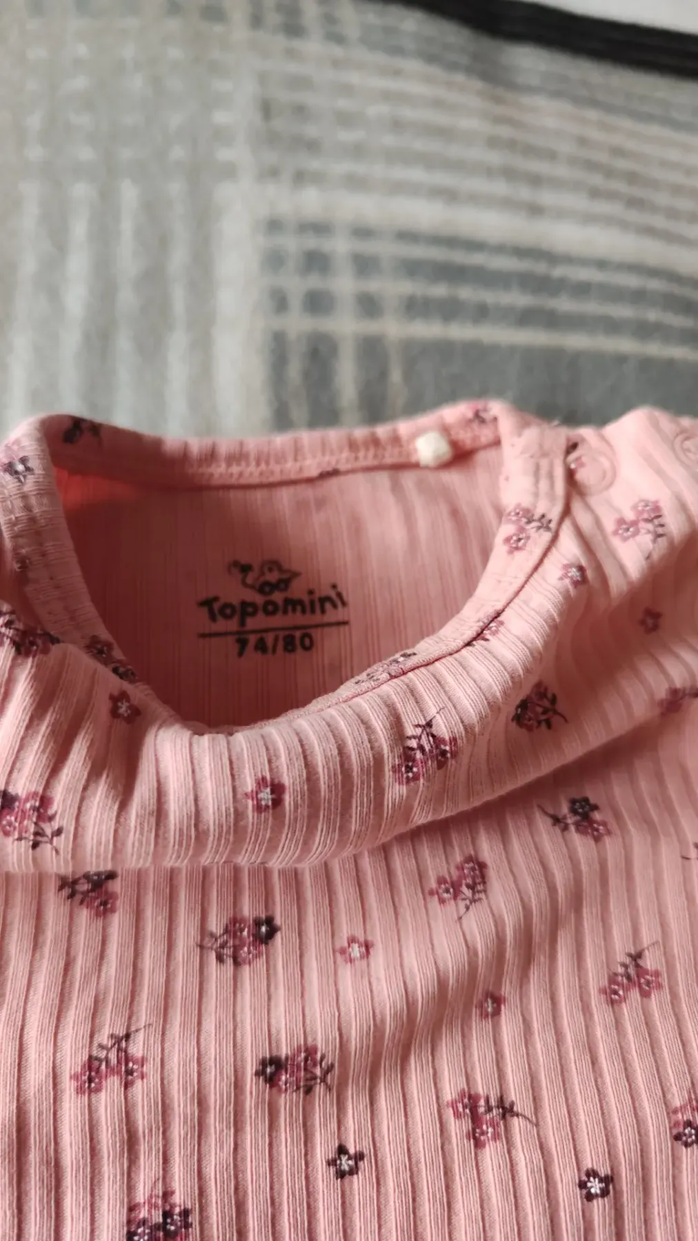 Langarmshirt mit floralem Motiv