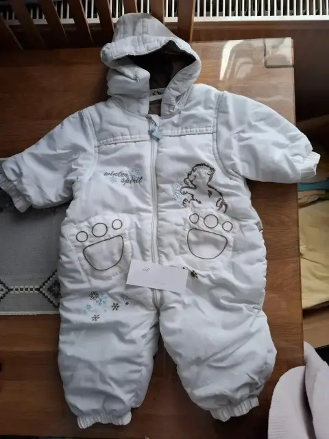 Schneeanzug
