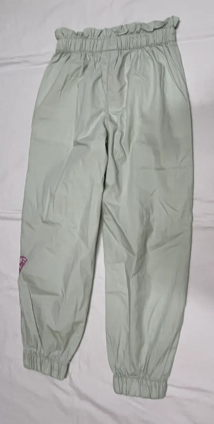 Leichte Sommerhose mit Schmetterlingen Gr. 128 von Young Idols, Woolworth NEU