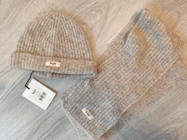Baje Studio Mädchen Mütze und Schal neu