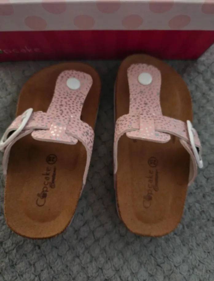 Sandalen Gr. 25