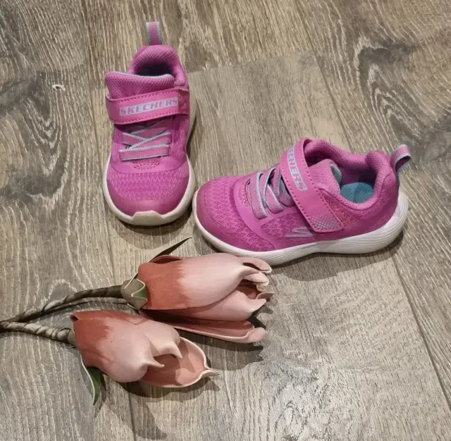Skechers Sneaker Gr. 22 Mädchen flexible Sohle