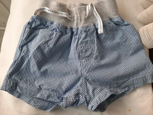 H&M Shorts kariert Gr 68