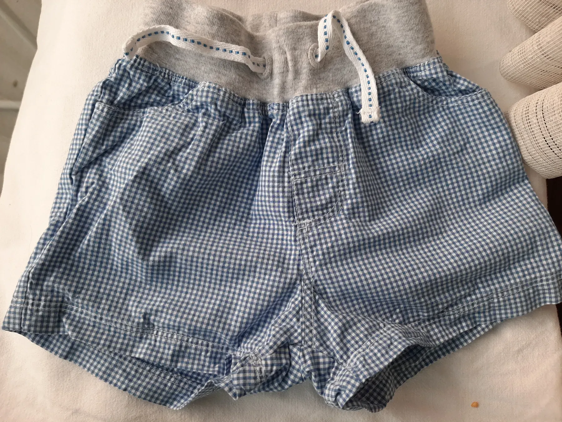 H&M Shorts kariert Gr 68