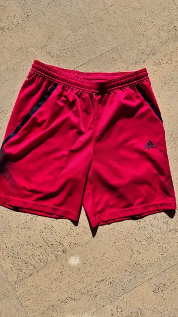 Adidas Sportshorts/Shorts pink Gr. 152 – wie neu & kaum getragen!