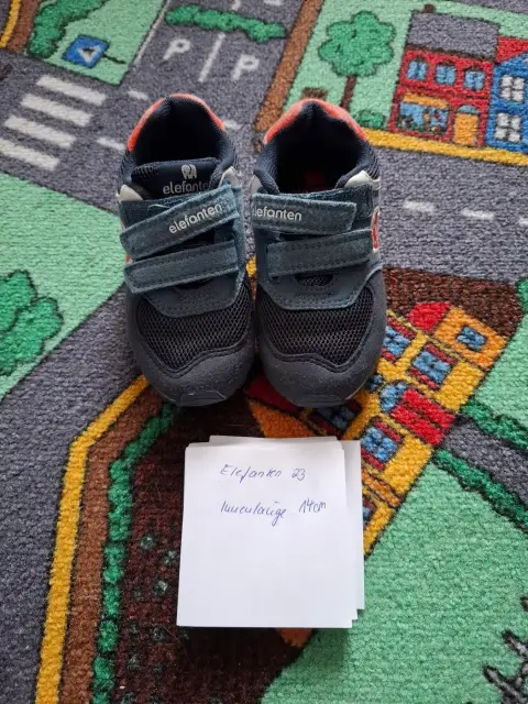 Halbschuhe