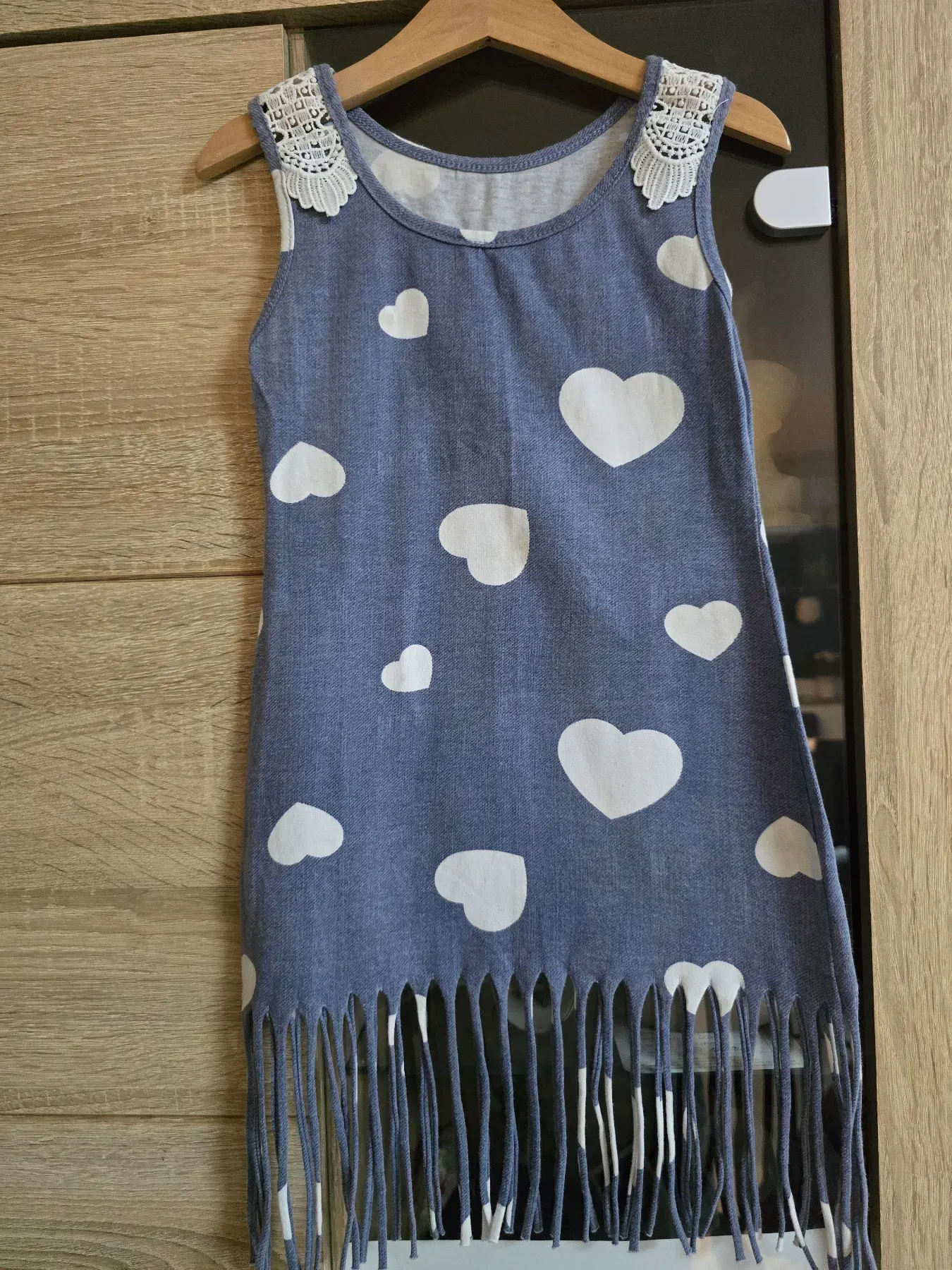 Süßes Mädchen Kleid Größe 116