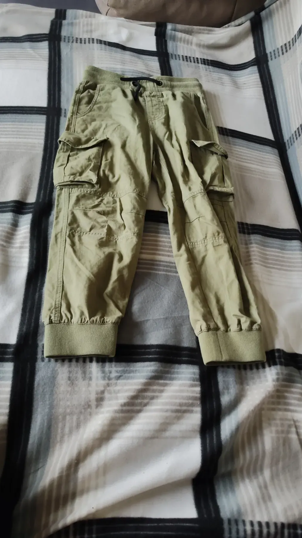 schlichte Hose zu verkaufen